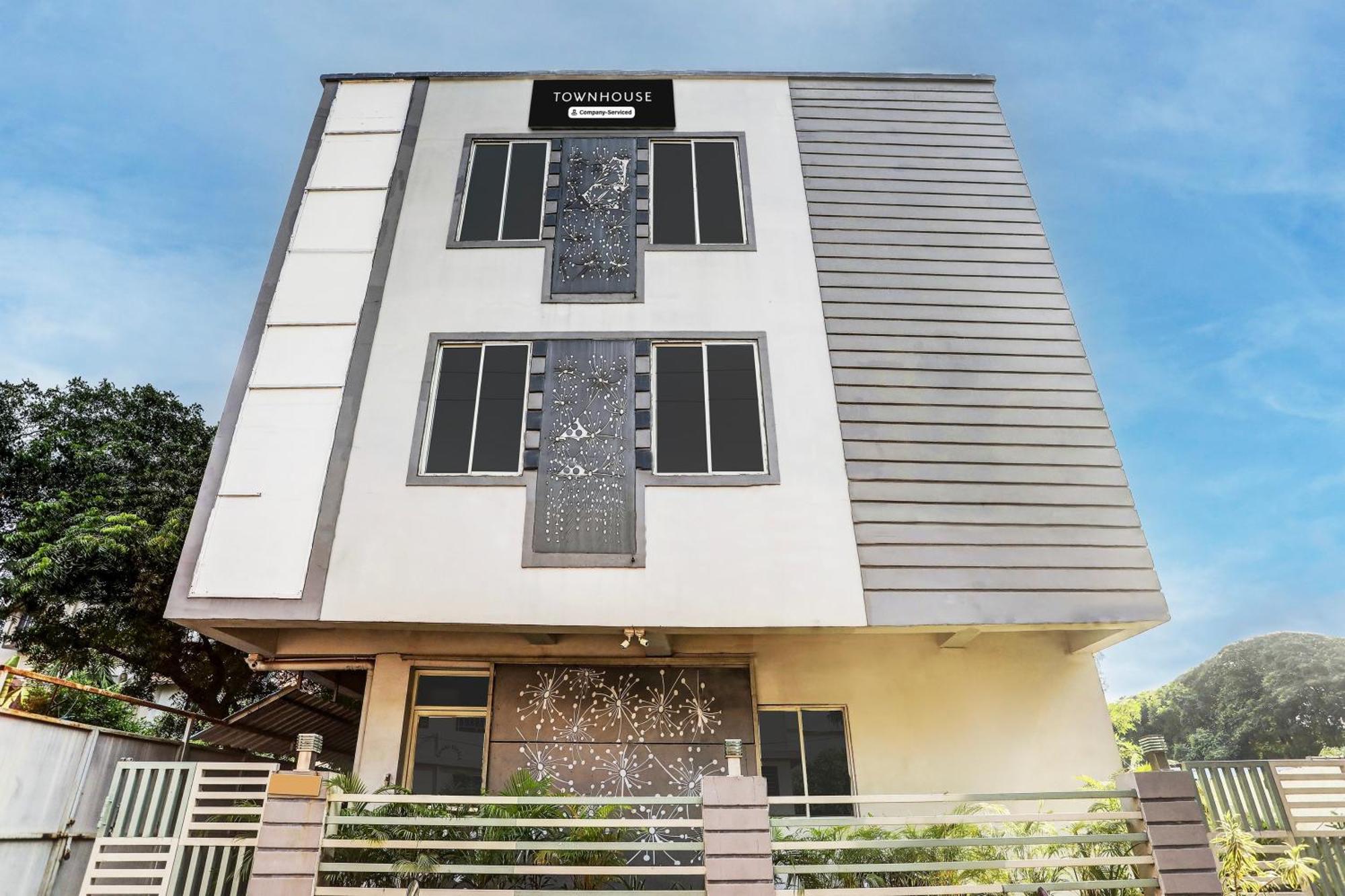 Super Townhouse Chandrasekharpur Bhuvanesvar Kültér fotó